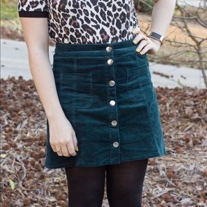 HM H&M Green Corduroy Button Up Skirt worn once!